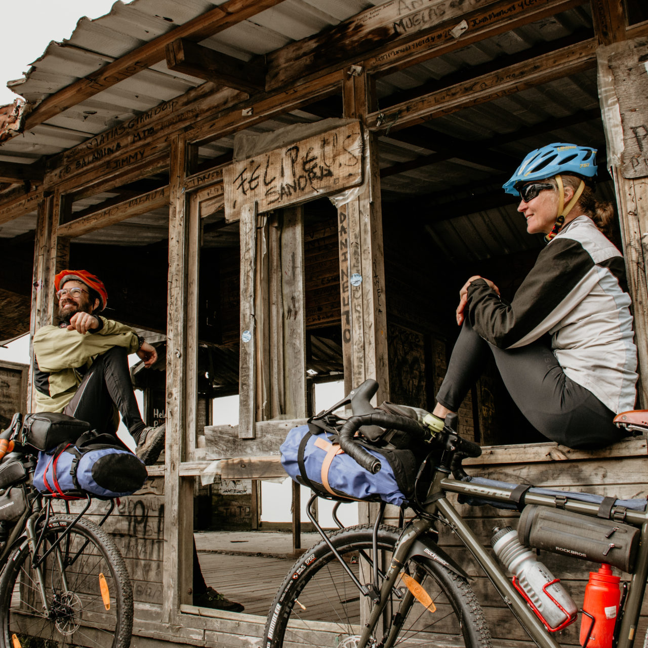 Tuija Kauppisen kirjaesittely: Joutilaita kilometrejä - polkupyörällä Etelä-Amerikan halki